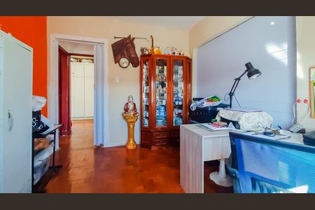 Casa à venda com 150m², 3 quartos e 2 vagas Casa à venda com 150m², 3 quartos e 2 vagasQuarto 3