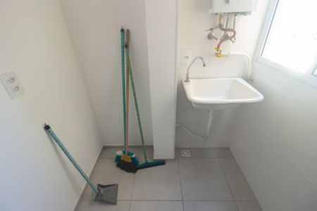 Apartamento para alugar com 60m², 2 quartos e 1 vaga Apartamento para alugar com 60m², 2 quartos e 1 vagaDetalhe da Área de Serviço