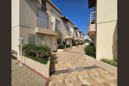 Casa de condomínio à venda com 70m², 2 quartos e 1 vaga Casa de condomínio à venda com 70m², 2 quartos e 1 vagaÁrea comum
