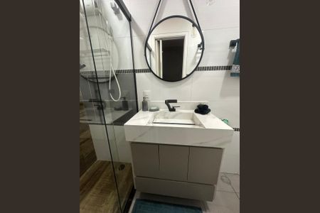 Casa de condomínio à venda com 70m², 2 quartos e 1 vaga Casa de condomínio à venda com 70m², 2 quartos e 1 vagaBanheiro 1