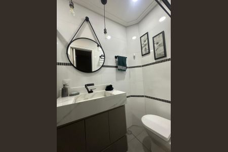 Casa de condomínio à venda com 70m², 2 quartos e 1 vaga Casa de condomínio à venda com 70m², 2 quartos e 1 vagaBanheiro 1