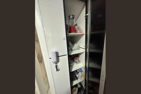 Casa de condomínio à venda com 70m², 2 quartos e 1 vaga Casa de condomínio à venda com 70m², 2 quartos e 1 vagaCozinha