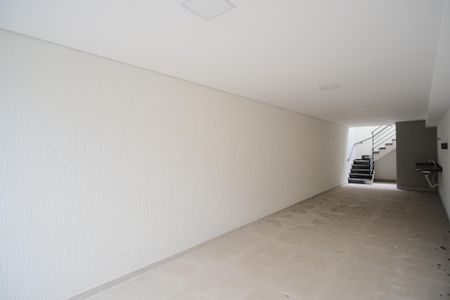 Casa à venda com 134m², 3 quartos e 3 vagasGaragem