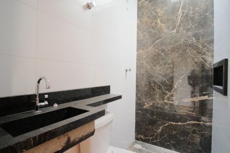 Casa à venda com 134m², 3 quartos e 3 vagasBanheiro Social