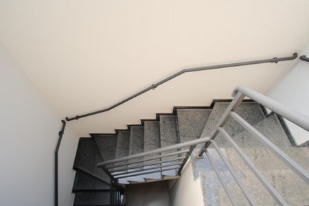 Casa à venda com 134m², 3 quartos e 3 vagasEscada para Garagem