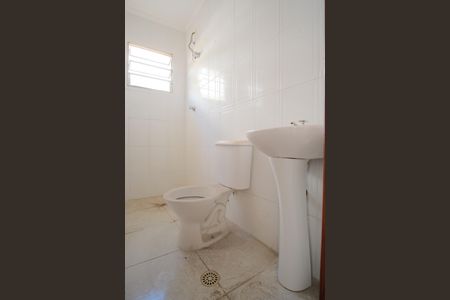 Casa de condomínio à venda com 58m², 2 quartos e 1 vagaBanheiro da Suíte 2