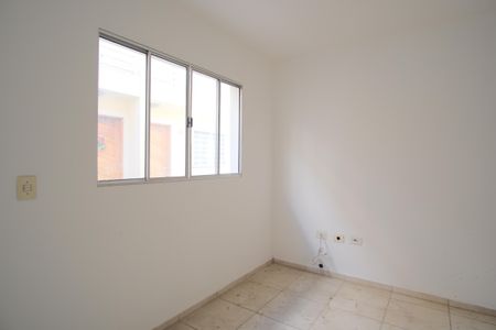 Casa de condomínio à venda com 58m², 2 quartos e 1 vagaSala