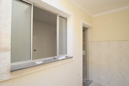 Casa de condomínio à venda com 58m², 2 quartos e 1 vagaÁrea de Serviço