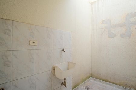 Casa de condomínio à venda com 58m², 2 quartos e 1 vagaÁrea de Serviço