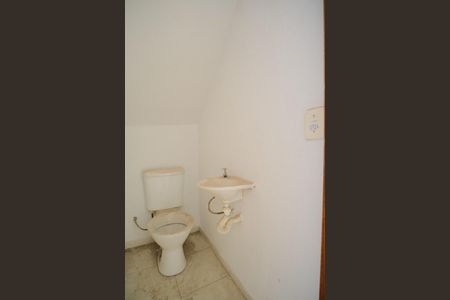 Casa de condomínio à venda com 58m², 2 quartos e 1 vagaLavabo