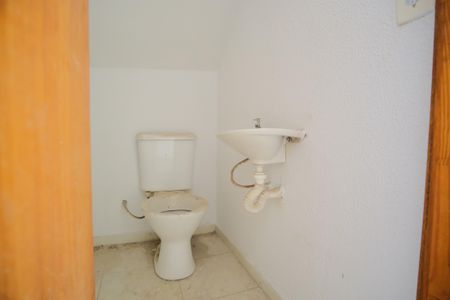 Casa de condomínio à venda com 58m², 2 quartos e 1 vagaLavabo
