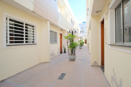 Casa de condomínio à venda com 70m², 2 quartos e 1 vagaÁrea comum