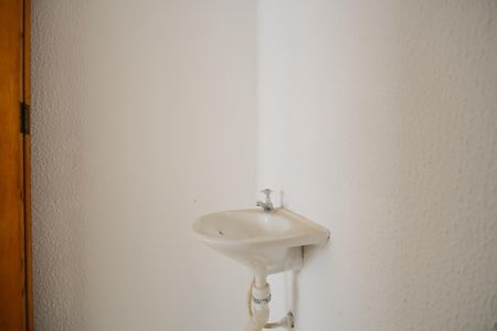 Casa de condomínio à venda com 70m², 2 quartos e 1 vagaLavabo