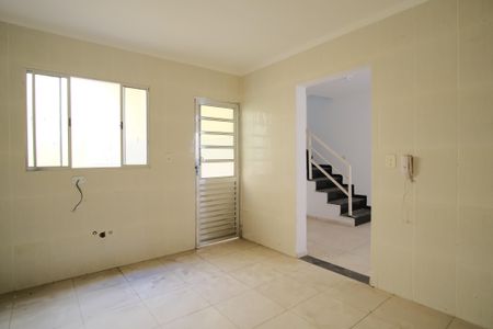 Casa de condomínio à venda com 70m², 2 quartos e 1 vagaCozinha