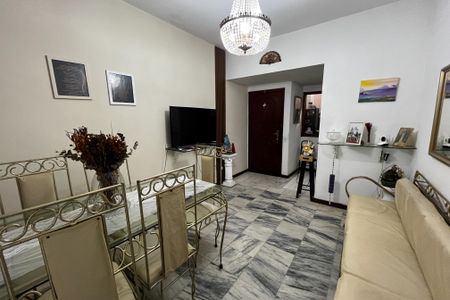 Apartamento à venda com 110m², 3 quartos e 1 vagaSala