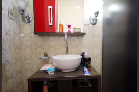 Casa à venda com 180m², 3 quartos e 3 vagasBanheiro 3