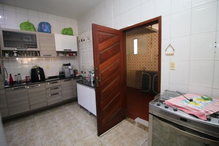 Casa à venda com 180m², 3 quartos e 3 vagasCozinha