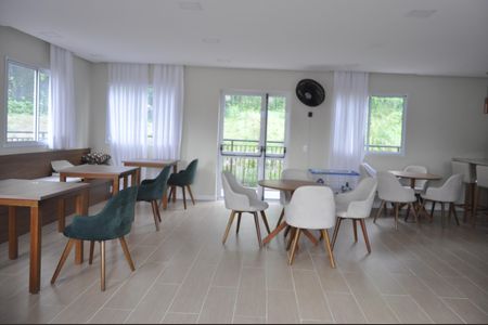 Apartamento à venda com 37m², 2 quartos e sem vagaÁrea comum