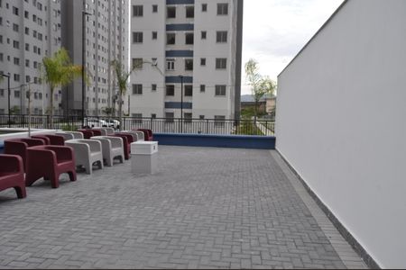 Apartamento à venda com 37m², 2 quartos e sem vagaÁrea comum