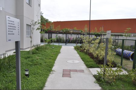 Apartamento à venda com 37m², 2 quartos e sem vagaÁrea comum