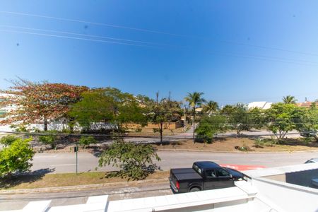 Casa à venda com 500m², 4 quartos e 3 vagas Casa à venda com 500m², 4 quartos e 3 vagasVista da Suíte 1