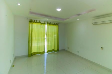 Casa à venda com 500m², 4 quartos e 3 vagas Casa à venda com 500m², 4 quartos e 3 vagasSuíte 2