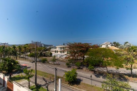 Casa à venda com 500m², 4 quartos e 3 vagas Casa à venda com 500m², 4 quartos e 3 vagasVista da Suíte 2