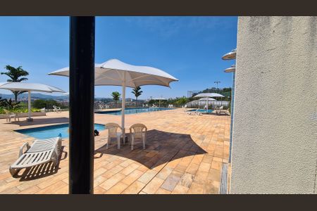 Apartamento à venda com 66m², 2 quartos e 1 vagaÁrea comum - Piscina