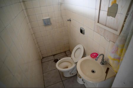 Casa à venda com 306m², 3 quartos e 2 vagasBanheiro de serviço