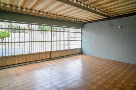Casa à venda com 306m², 3 quartos e 2 vagasGaragem