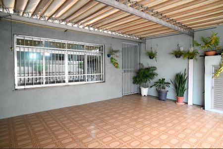 Casa à venda com 306m², 3 quartos e 2 vagasGaragem