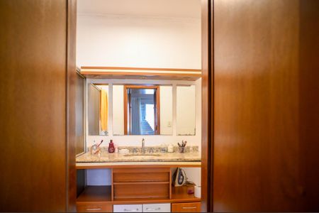 Casa à venda com 306m², 3 quartos e 2 vagasBanheiro Suite