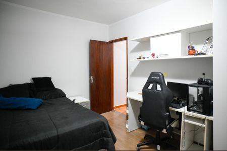 Casa à venda com 306m², 3 quartos e 2 vagasQuarto 2