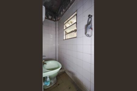 Casa à venda com 285m², 5 quartos e 3 vagas Casa à venda com 285m², 5 quartos e 3 vagasBanheiro da Suíte 4