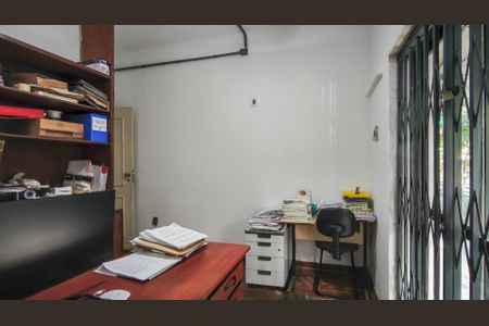 Casa à venda com 285m², 5 quartos e 3 vagas Casa à venda com 285m², 5 quartos e 3 vagasSuíte 2