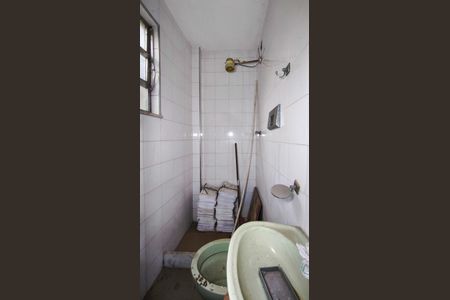 Casa à venda com 285m², 5 quartos e 3 vagas Casa à venda com 285m², 5 quartos e 3 vagasBanheiro da Suíte 5