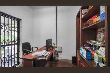 Casa à venda com 285m², 5 quartos e 3 vagas Casa à venda com 285m², 5 quartos e 3 vagasSuíte 2