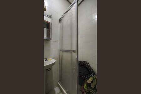 Casa à venda com 285m², 5 quartos e 3 vagas Casa à venda com 285m², 5 quartos e 3 vagasBanheiro da Suíte 2