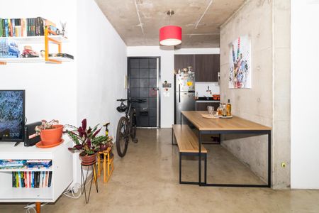 Apartamento à venda com 70m², 2 quartos e 1 vagaSala