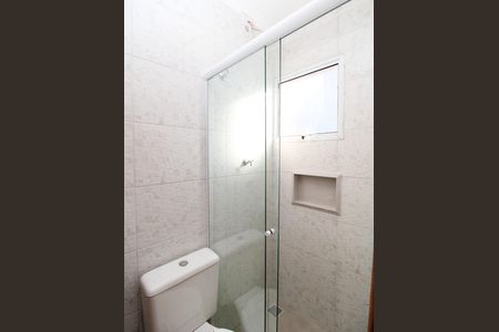 Banheiro de kitnet/studio para alugar com 1 quarto, 24m² em Vila Dom Pedro Ii, São Paulo