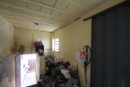 Casa à venda com 105m², 3 quartos e 1 vagaÁrea de Serviço