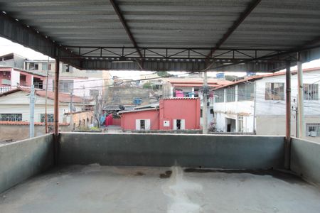 Casa à venda com 105m², 3 quartos e 1 vagaTerraço