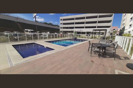 Apartamento à venda com 48m², 2 quartos e 1 vaga Apartamento à venda com 48m², 2 quartos e 1 vagaÁrea comum - Piscina