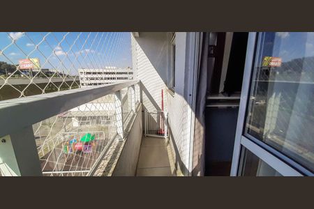 Apartamento à venda com 48m², 2 quartos e 1 vaga Apartamento à venda com 48m², 2 quartos e 1 vagaSacada