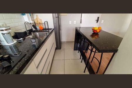 Apartamento à venda com 48m², 2 quartos e 1 vaga Apartamento à venda com 48m², 2 quartos e 1 vagaCozinha