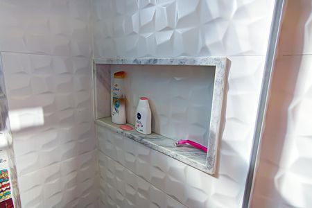 Apartamento à venda com 89m², 2 quartos e 1 vaga Apartamento à venda com 89m², 2 quartos e 1 vagaBanheiro Social