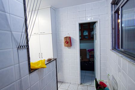 Apartamento à venda com 89m², 2 quartos e 1 vaga Apartamento à venda com 89m², 2 quartos e 1 vagaCozinha e Área de Serviço