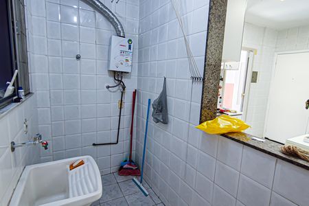 Apartamento à venda com 89m², 2 quartos e 1 vaga Apartamento à venda com 89m², 2 quartos e 1 vagaCozinha e Área de Serviço