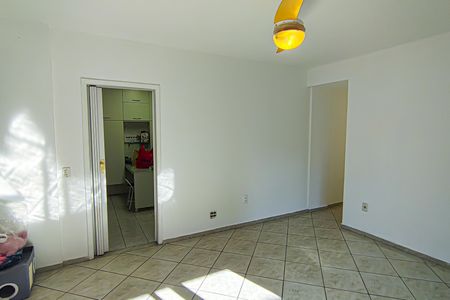 Apartamento à venda com 89m², 2 quartos e 1 vaga Apartamento à venda com 89m², 2 quartos e 1 vagaSala