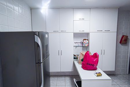 Apartamento à venda com 89m², 2 quartos e 1 vaga Apartamento à venda com 89m², 2 quartos e 1 vagaCozinha e Área de Serviço